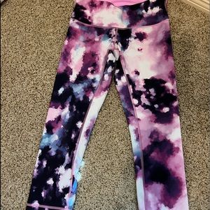 Lululemon Wunder Under Blooming Pixie Crop